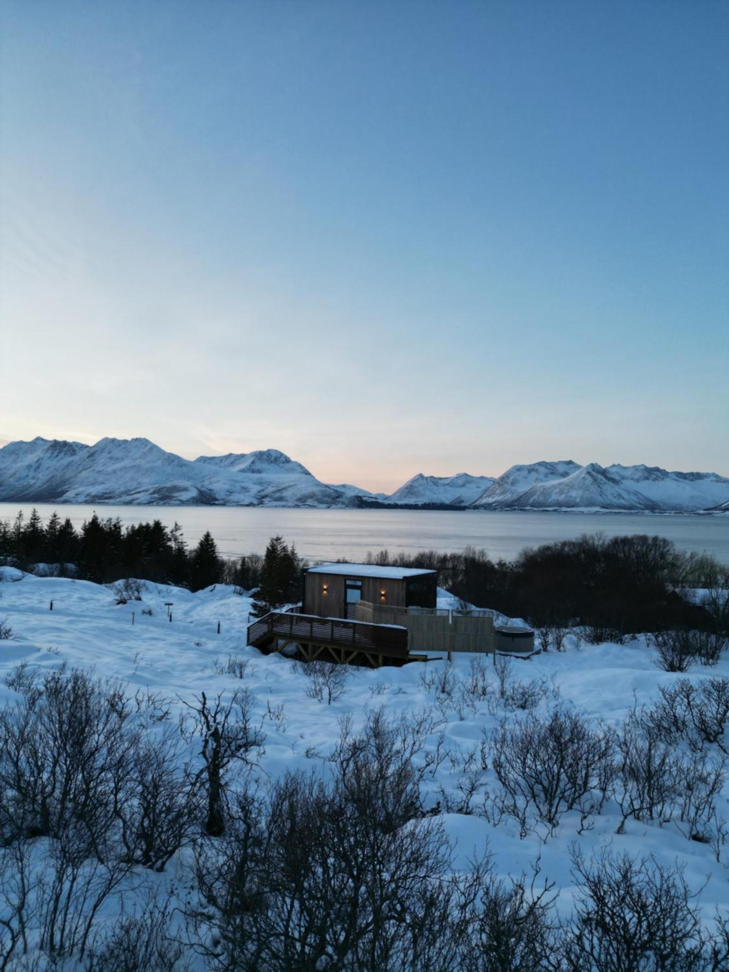 Wonderinn Arctic Utstrand Екстер'єр фото
